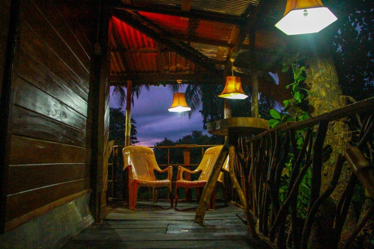 Experience The Comforts Of An Amazing Treehouse Sigiriya Exterior photo