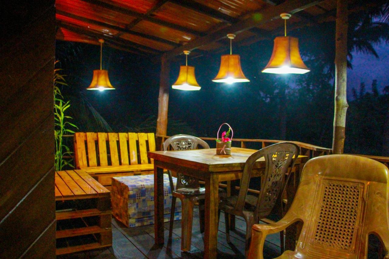 Experience The Comforts Of An Amazing Treehouse Sigiriya Exterior photo